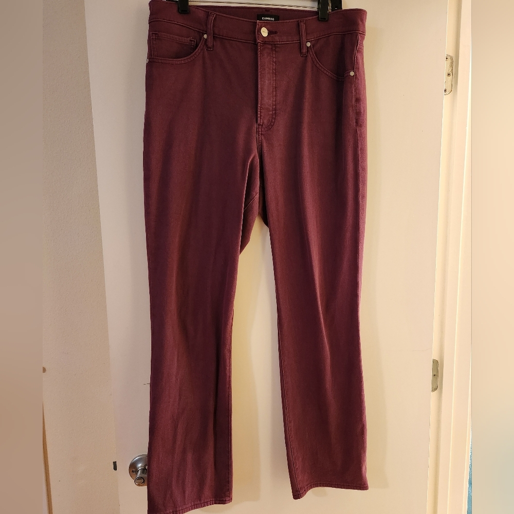 Express Straight Leg Jeans